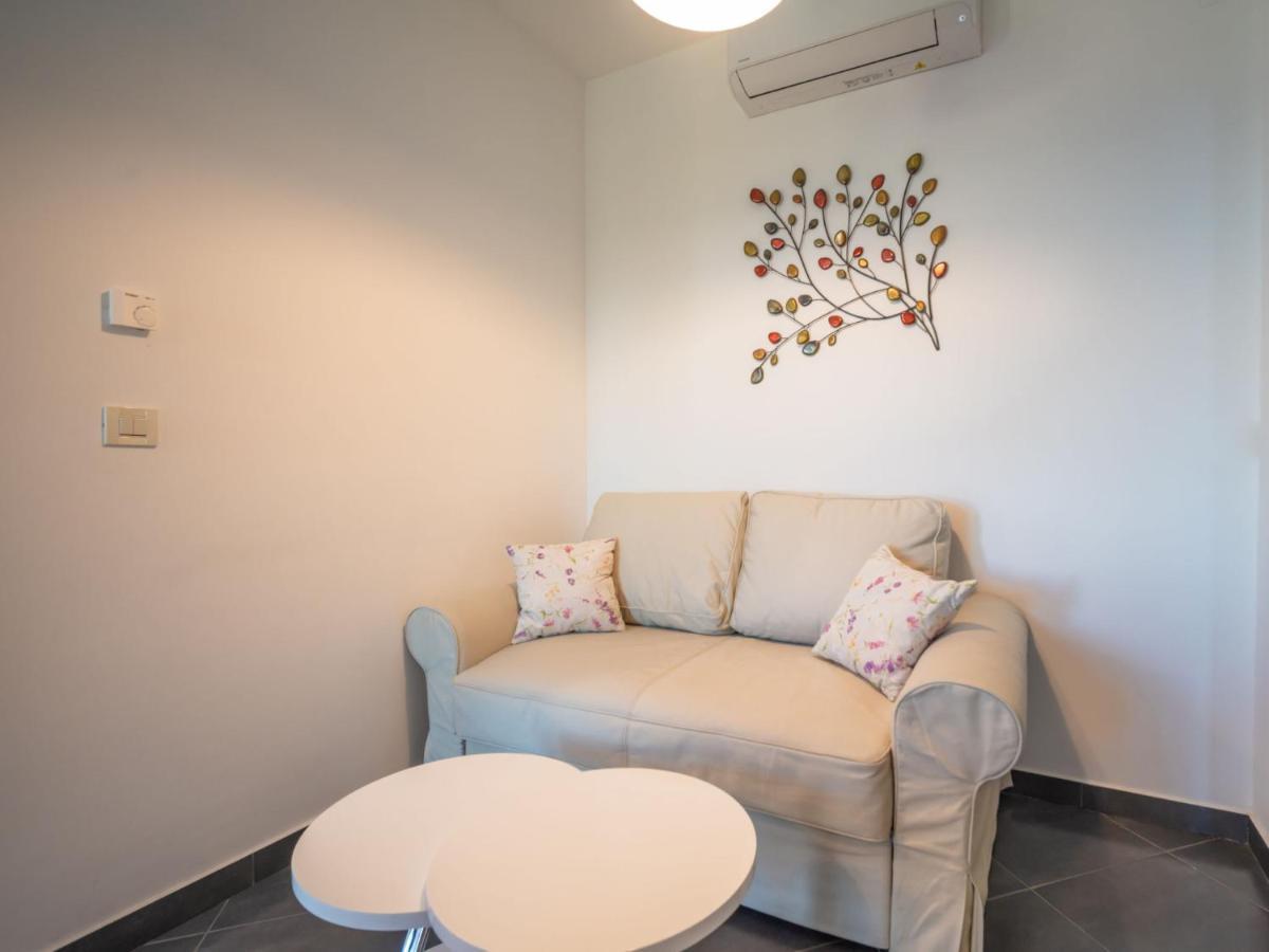 Apartment Damir By Interhome Lovran Exterior photo